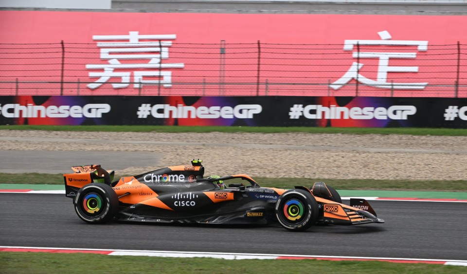 Auto - News: F1, Chinese Grand Prix: Norris brilla sotto la pioggia nella Sprint Qualifying