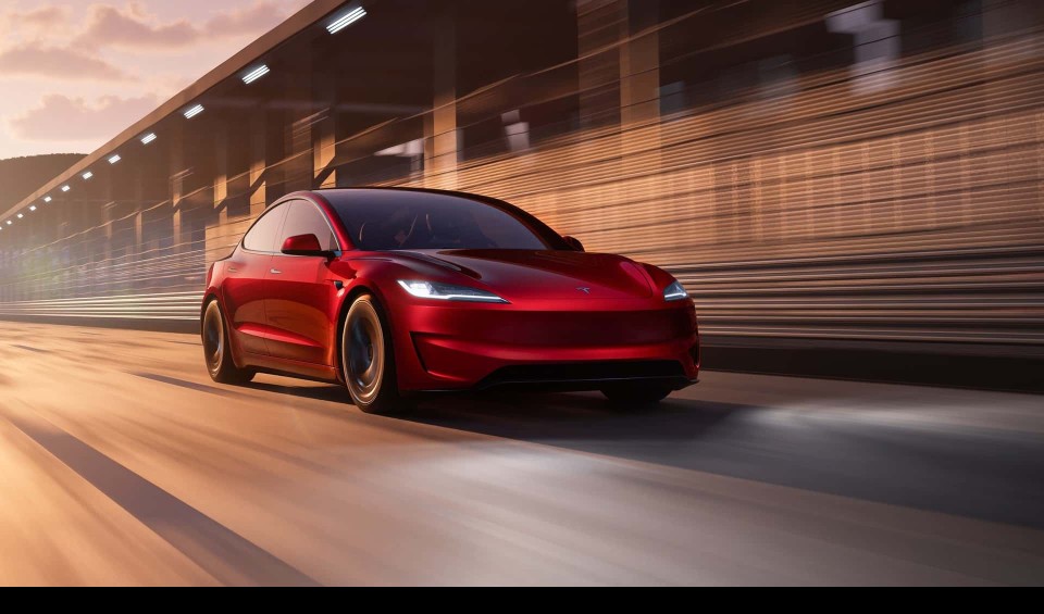 Auto - News: Tesla Model 3 Performance 2024: aumentano le performance