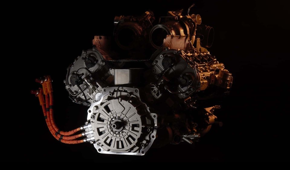 Auto - News: Svelato il nuovo motore V8 biturbo Lamborghini