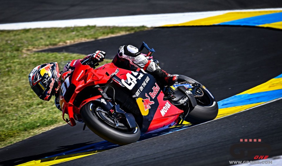 MotoGP: Acosta: “Martin merita la Ducati ufficiale, non penso che Marquez verrà in KTM”