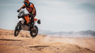 Moto - News: KTM 890 Adventure R Rally 2024: in meno di 72 ore "polverizzate" 700 moto!