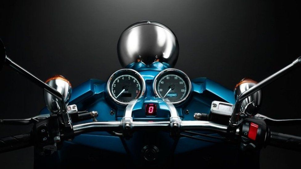 Moto - News: PiperMoto J Series: scooter classico con motore KTM 690