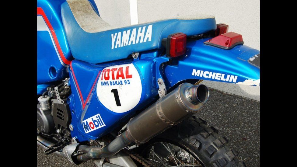 Moto - News: Yamaha YZE OWD8 del 1993 di Stephane Peterhansel in vendita