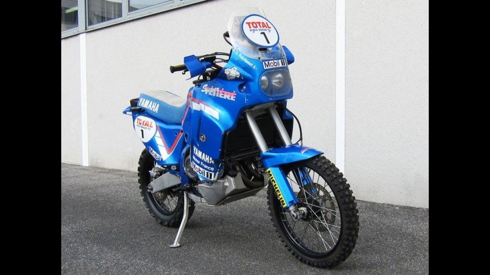 Moto - News: Yamaha YZE OWD8 del 1993 di Stephane Peterhansel in vendita
