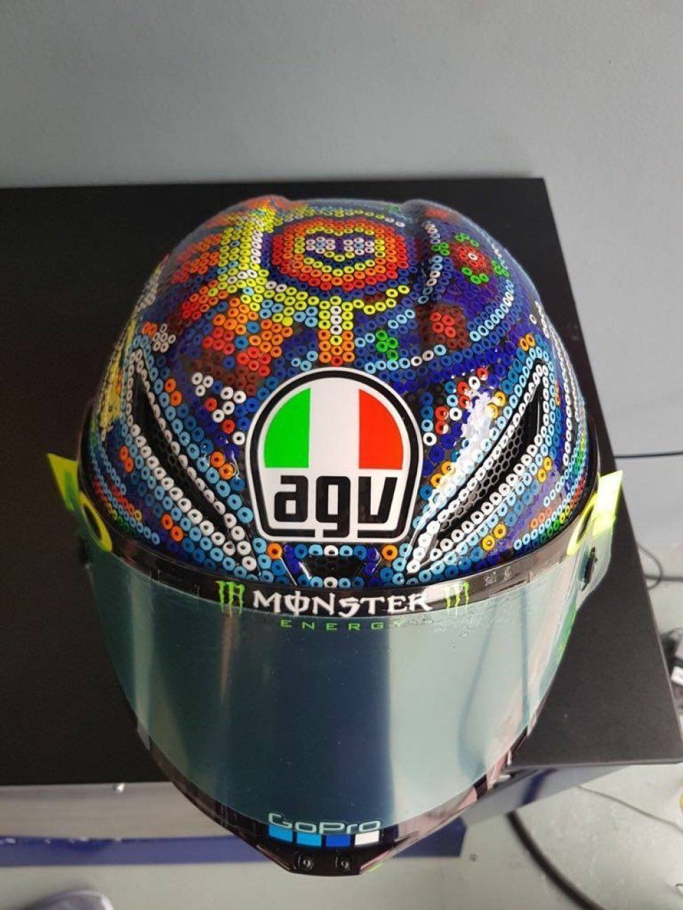MotoGP: Messico e... Malesia: il casco di Valentino per i test