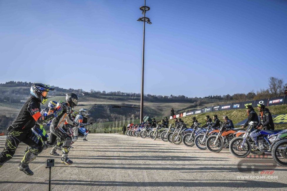 News: Tutte le foto della 100 Km dei Campioni