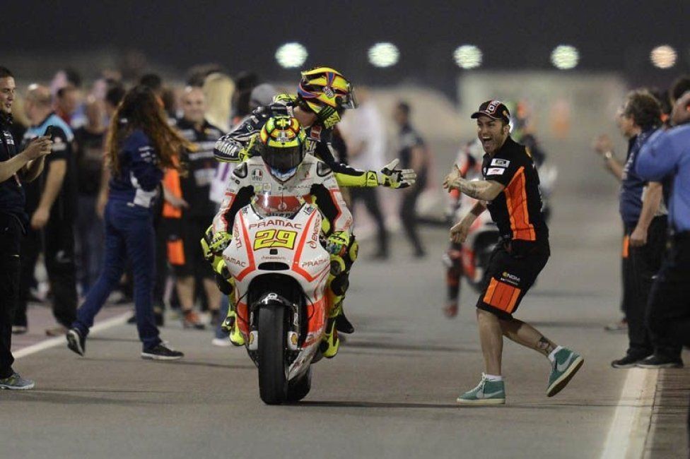 MotoGP: Quando il pieno non basta: da Agostini a Marquez, per quel litro in più