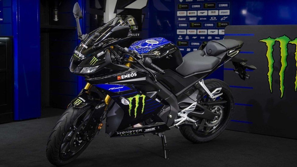 Moto - News: Yamaha: arriva la YZF-R125 Monster Energy 2019