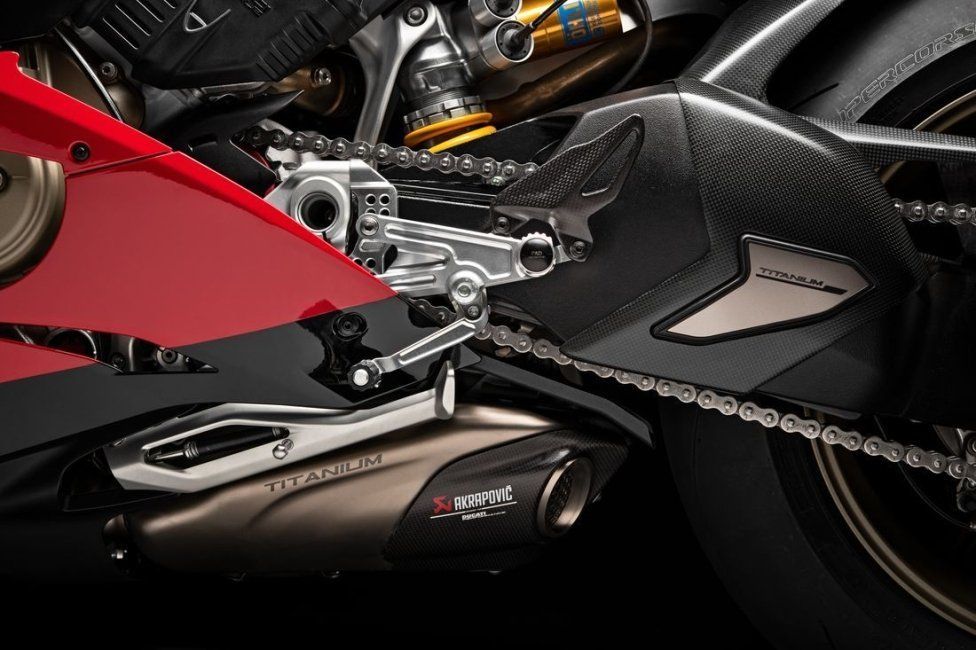 Moto - News: Carl Fogarty svela la Ducati Panigale V4 25° Anniversario 916