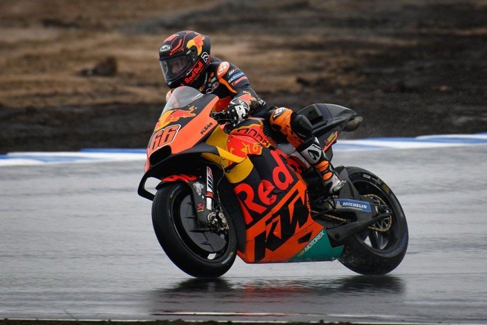 MotoGP: La pioggia bagna il primo giorno dei test MotoGP al KymiRing