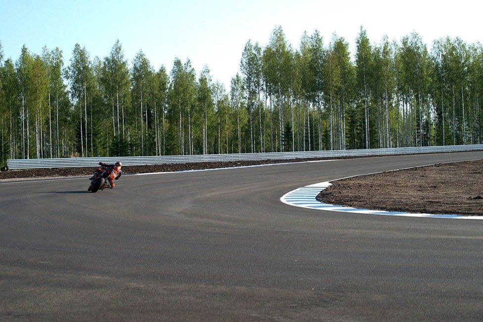 MotoGP: In sella con Mika Kallio al KymiRing, il tracciato nato per la MotoGP