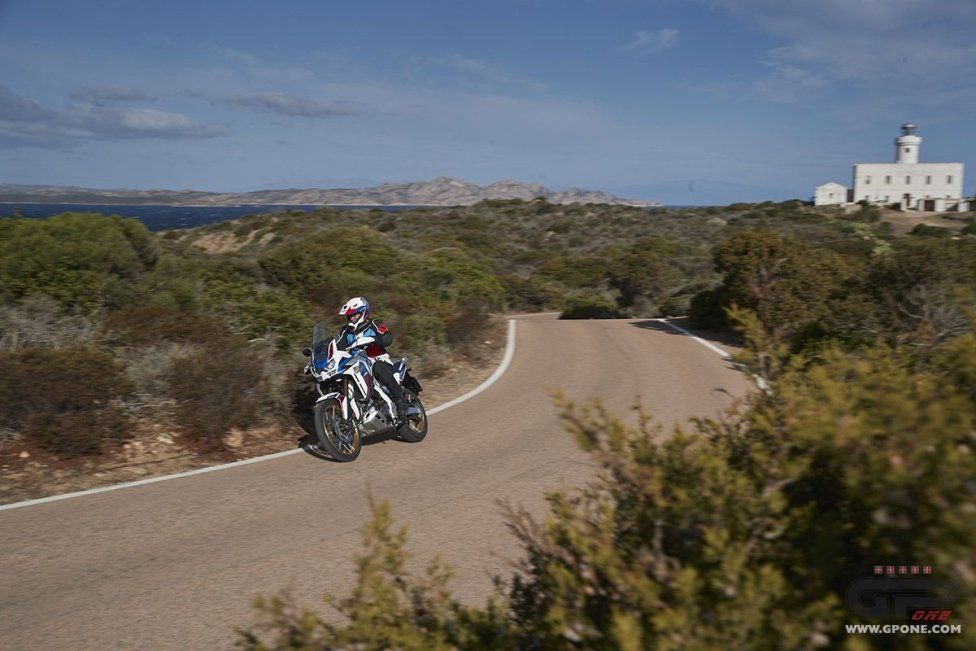 Moto - Test: Test Honda Africa Twin 2020: evoluzione della specie