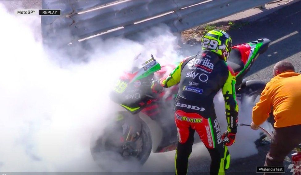 MotoGP: Iannone furioso: "Siete matti? Mi ammazzo nel muro a 300 all'ora"