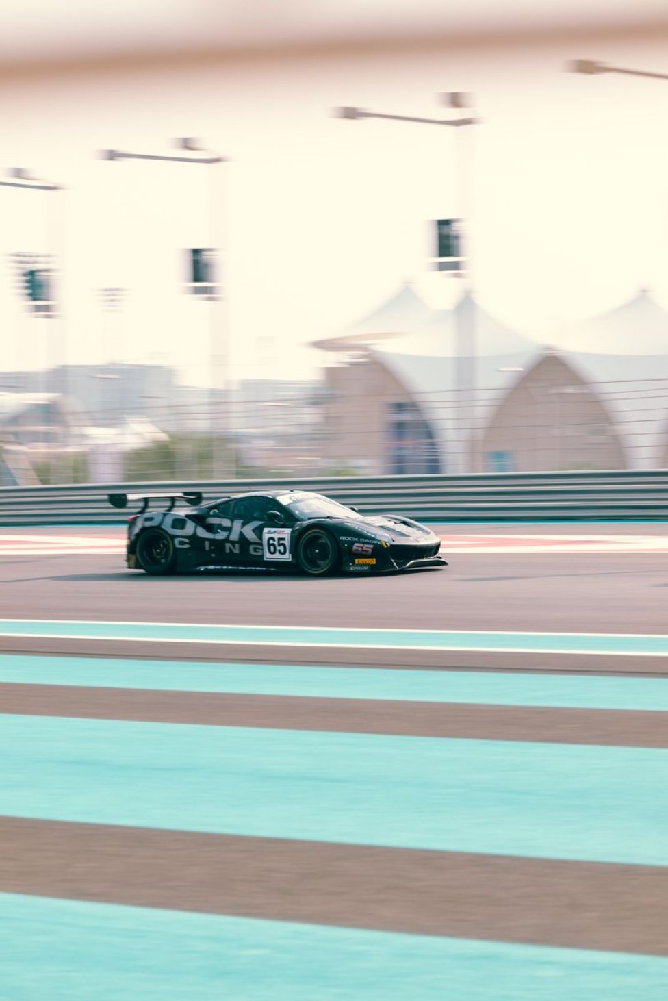 MotoGP: Valentino Rossi alla 12 Ore di Abu Dhabi: l'avventura con la Ferrari