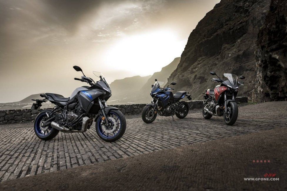 Moto - Test: Nuova Yamaha Tracer 700 2020, non solo “sguardo R1” ed Euro 5