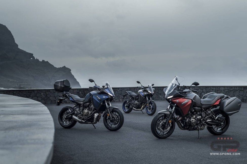 Moto - Test: Nuova Yamaha Tracer 700 2020, non solo “sguardo R1” ed Euro 5