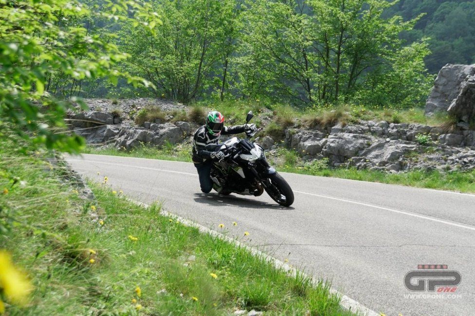 Moto - Test: Prova Kawasaki Z900 2020: arriva il controllo di trazione      