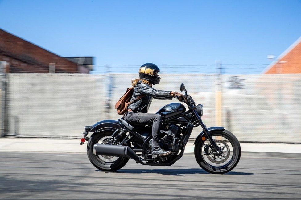 Moto - News: Honda: la Rebel con il motore dell'Africa Twin, Rebel 1100 2021, foto e dati