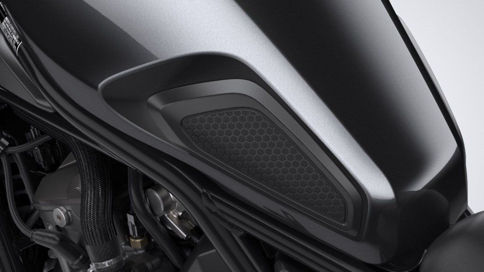 Moto - News: Honda: la Rebel con il motore dell'Africa Twin, Rebel 1100 2021, foto e dati