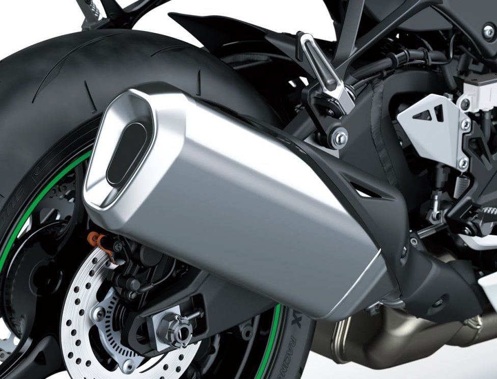 Moto - News: Svelate le Kawasaki ZX-10R e ZX-10RR my2021: due Ninja per graffiare in pista