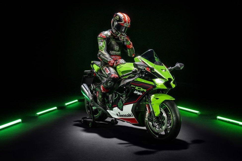 Moto - News: Svelate le Kawasaki ZX-10R e ZX-10RR my2021: due Ninja per graffiare in pista