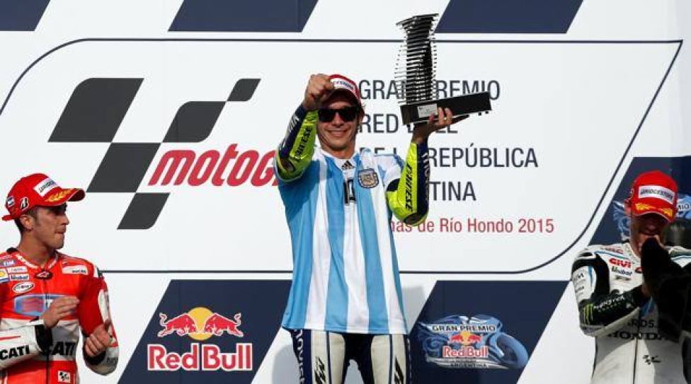 News: Diego Maradona dead: he loved motorcycles, crowned Rossi his “wrist of God”