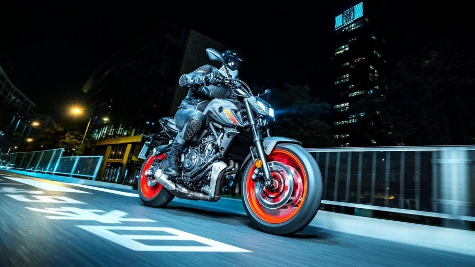Moto - Test: Prova Video Yamaha MT-07 2021: caratteristiche e foto