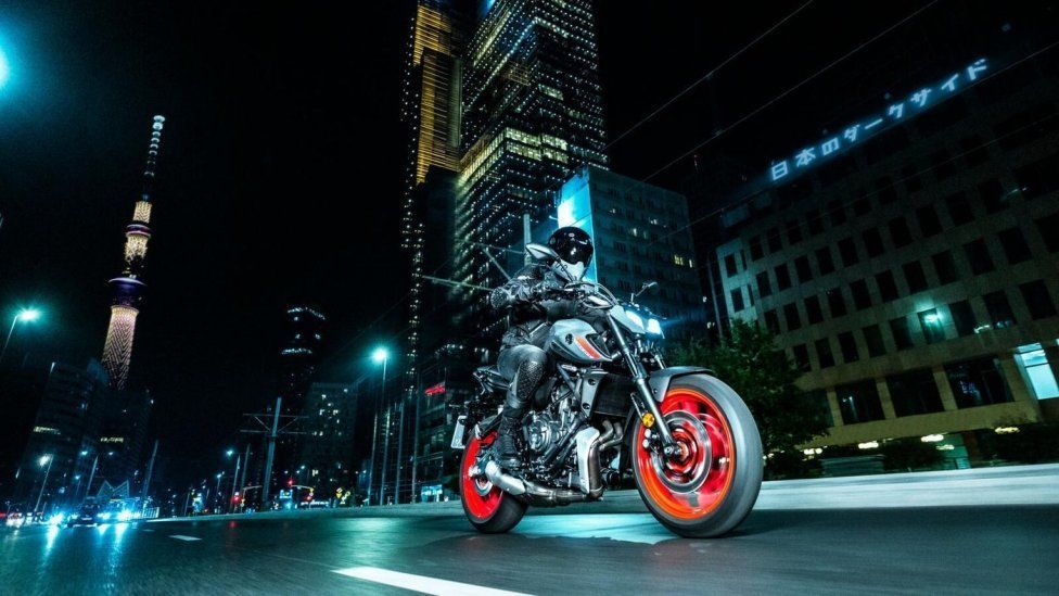 Moto - Test: Prova Video Yamaha MT-07 2021: caratteristiche e foto