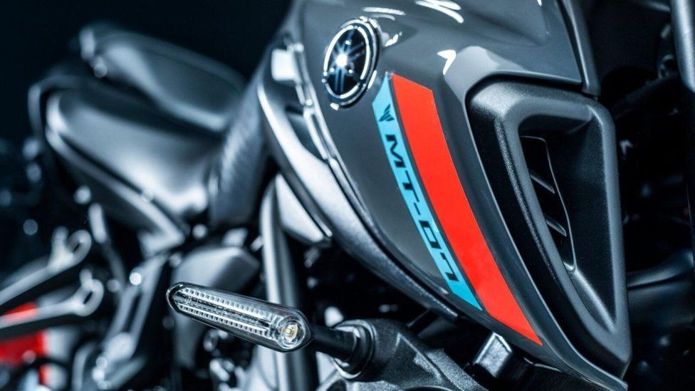 Moto - Test: Prova Video Yamaha MT-07 2021: caratteristiche e foto