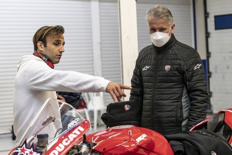 MotoGP: TUTTE LE FOTO - Jerez è rossa: i piloti Ducati sulle Panigale V4