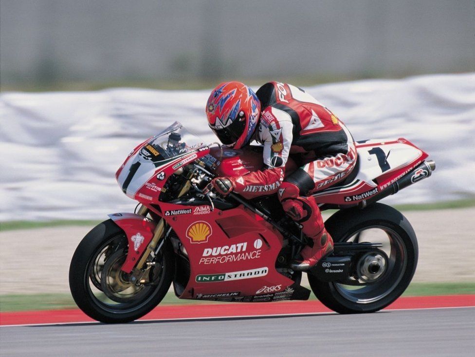 SBK: Lo sguardo di Fogarty firma gli orologi Forzo: un cronografo molto racing