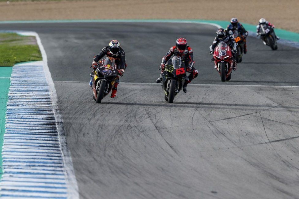 MotoGP: PHOTOS - Ducati's Magnificent Six in action at Jerez on the Panigale V4S
