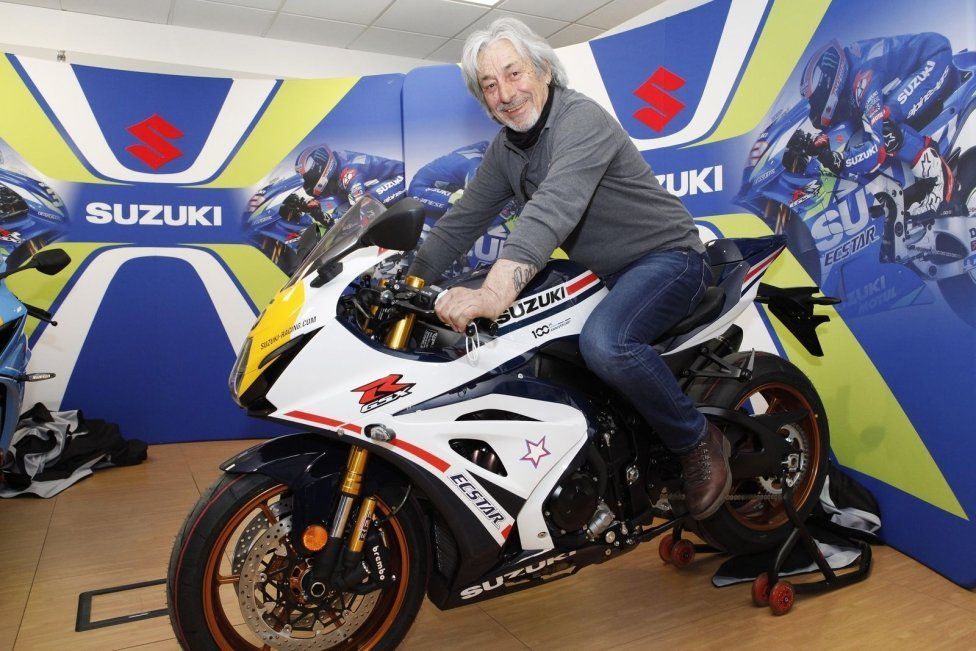Moto - News: Suzuki Italia consegna a Lucchinelli ed Uncini la GSX-R1000R Legend Edition