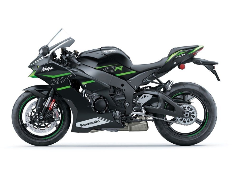 Moto - Test: Verso la prova: Kawasaki ZX-10R ed RR MY2021, la regina della SBK si evolve
