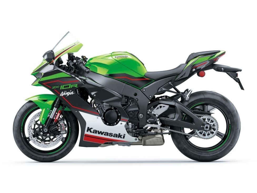 Moto - Test: Verso la prova: Kawasaki ZX-10R ed RR MY2021, la regina della SBK si evolve