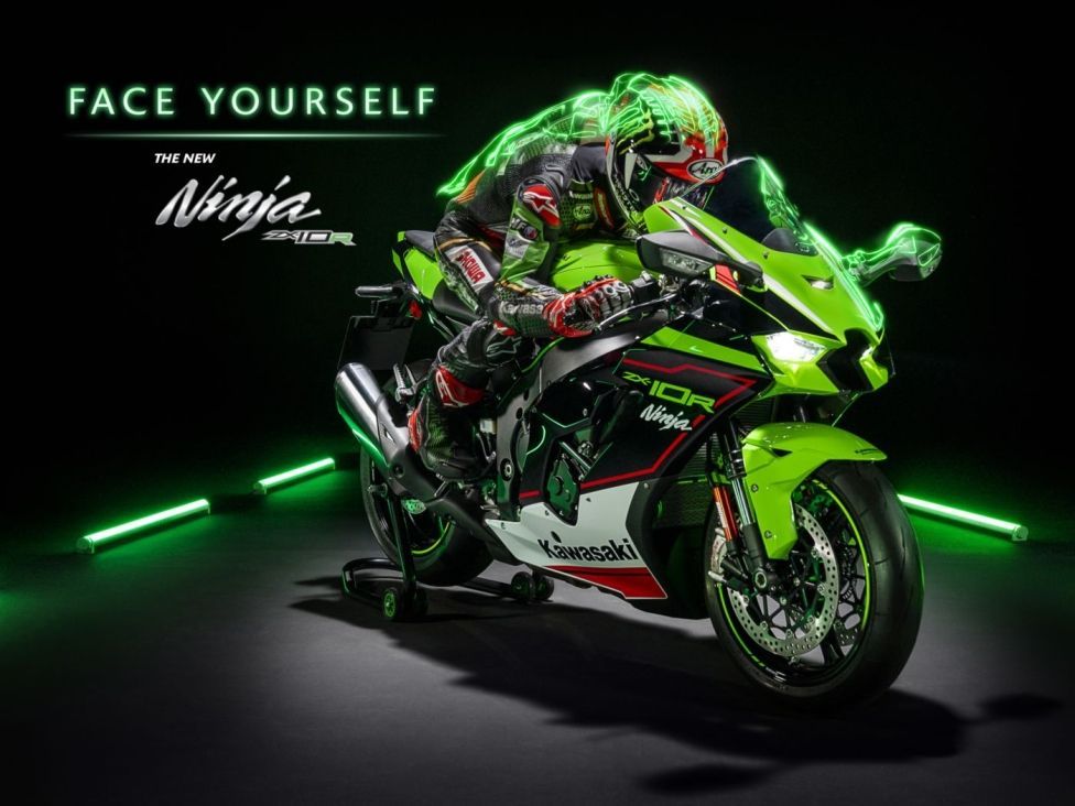 Moto - Test: Verso la prova: Kawasaki ZX-10R ed RR MY2021, la regina della SBK si evolve