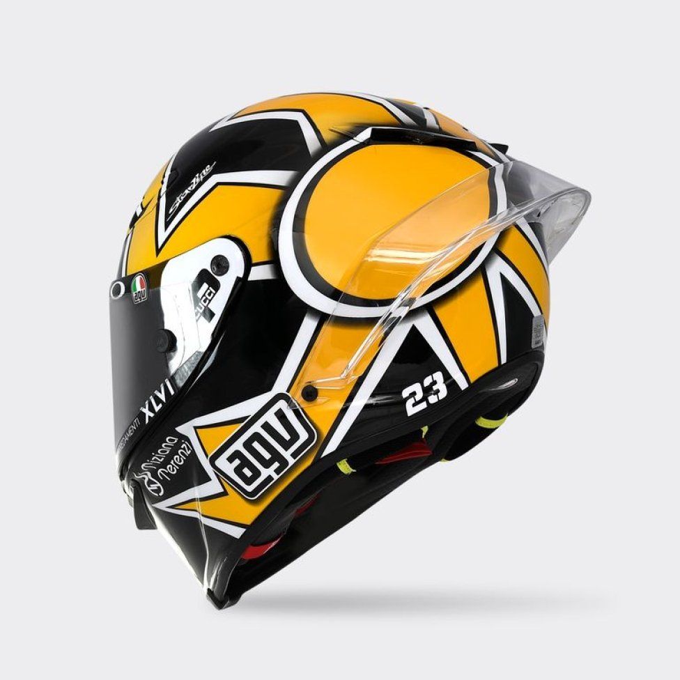 MotoGP: Valentino si fa in 9: i piloti dell’Academy a Valencia con i caschi di Rossi