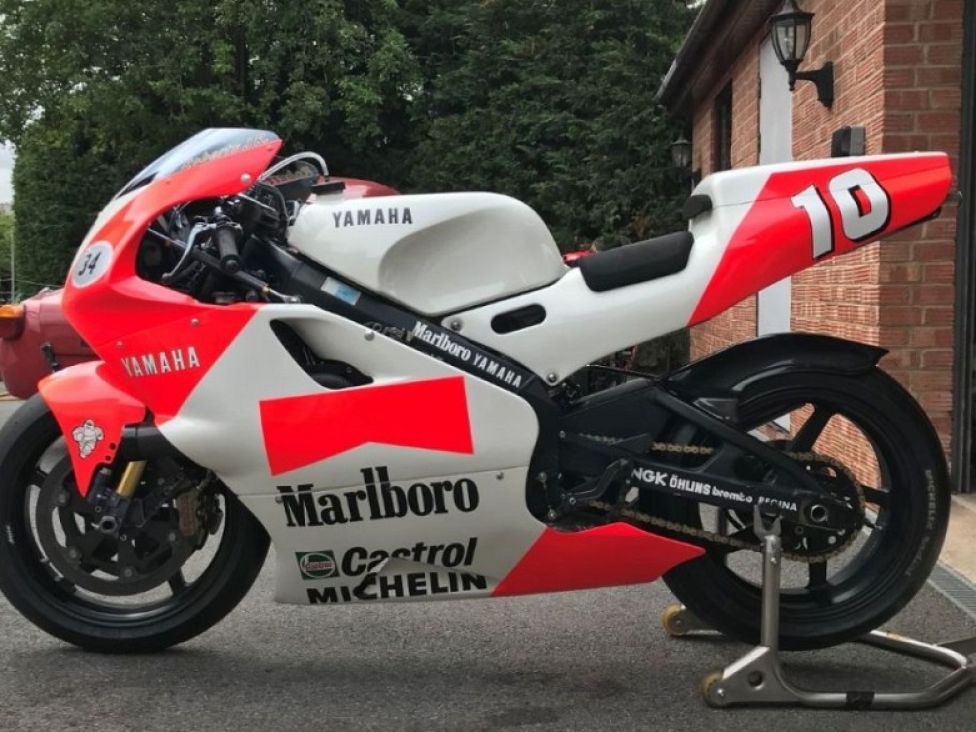 Moto - News: In vendita la Yamaha YZR500 del Team Roberts: sogno a due tempi