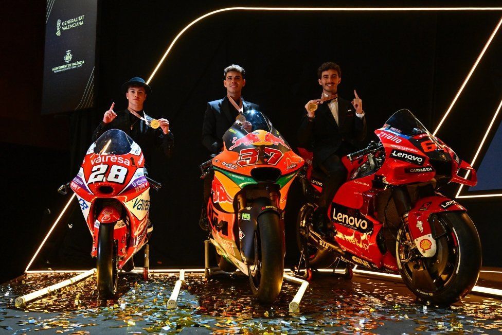 MotoGP: Bagnaia, Fernandez e Guevara premiati ai FIM Awards