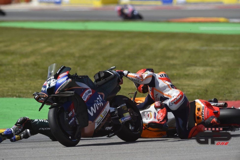MotoGP: Lorenzo: “Marquez ha sempre il coltello tra i denti, impossibile che cambi”