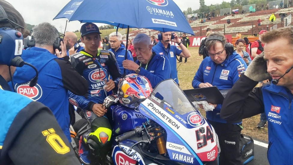 WSBK: Pazza Most: Rea vince Gara 1 davanti a Toprak e Petrucci, 12° Bautista