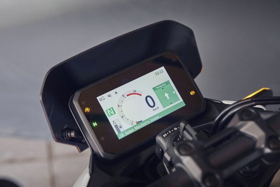 EICMA: Honda CB500 Hornet 2024: l'entry level che guarda al futuro