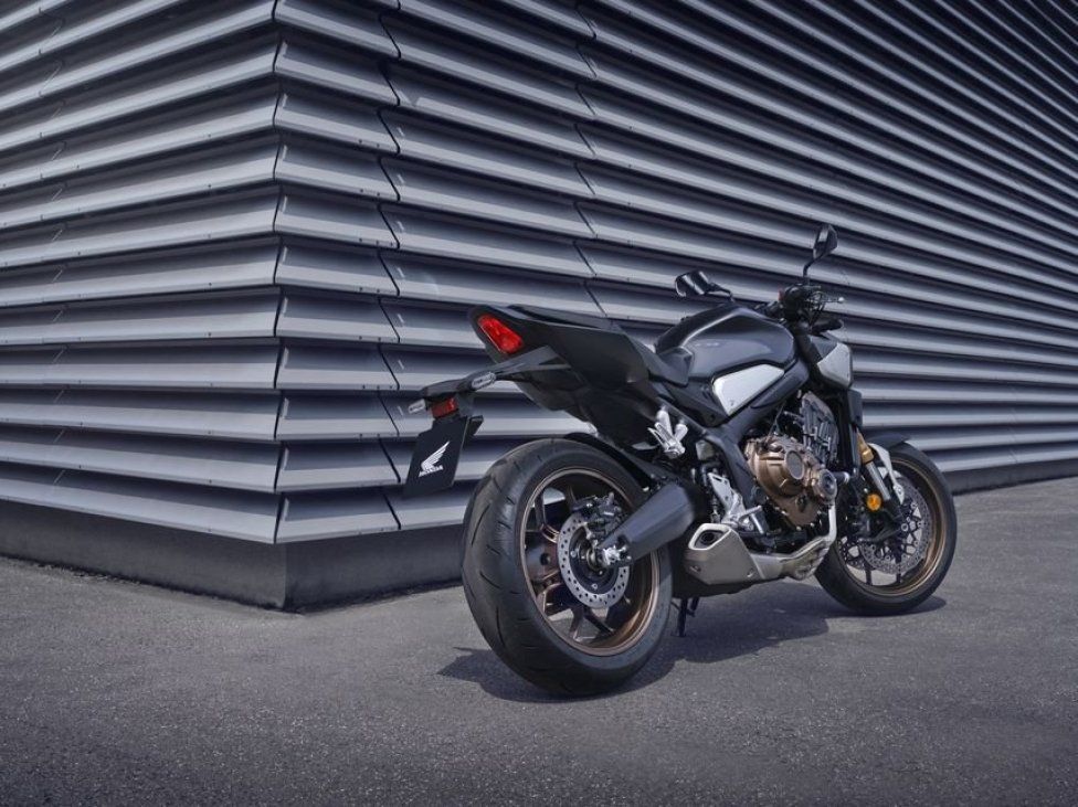 Moto - EICMA: Honda CB650R 2024: raffinato restyling per la "Neo Sports Cafè"