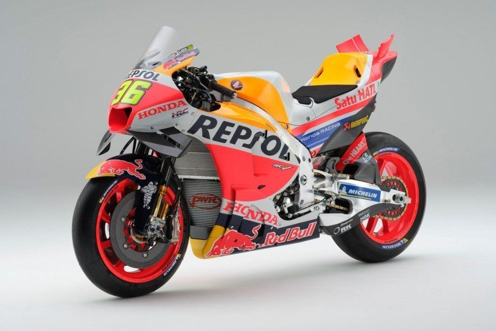 MotoGP: FOTO - Ecco le nuove Honda 2023 di Marc Marquez e Joan Mir