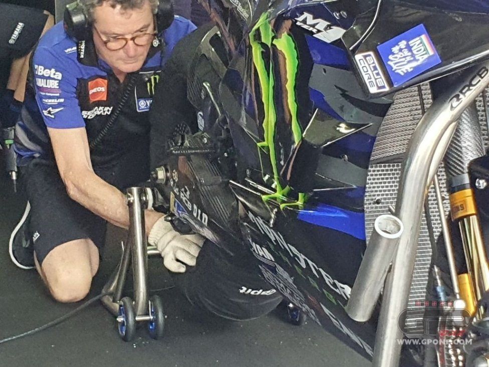 MotoGP: FOTO - La carena è fatta a scale: anche Yamaha ha il suo 'gradino'