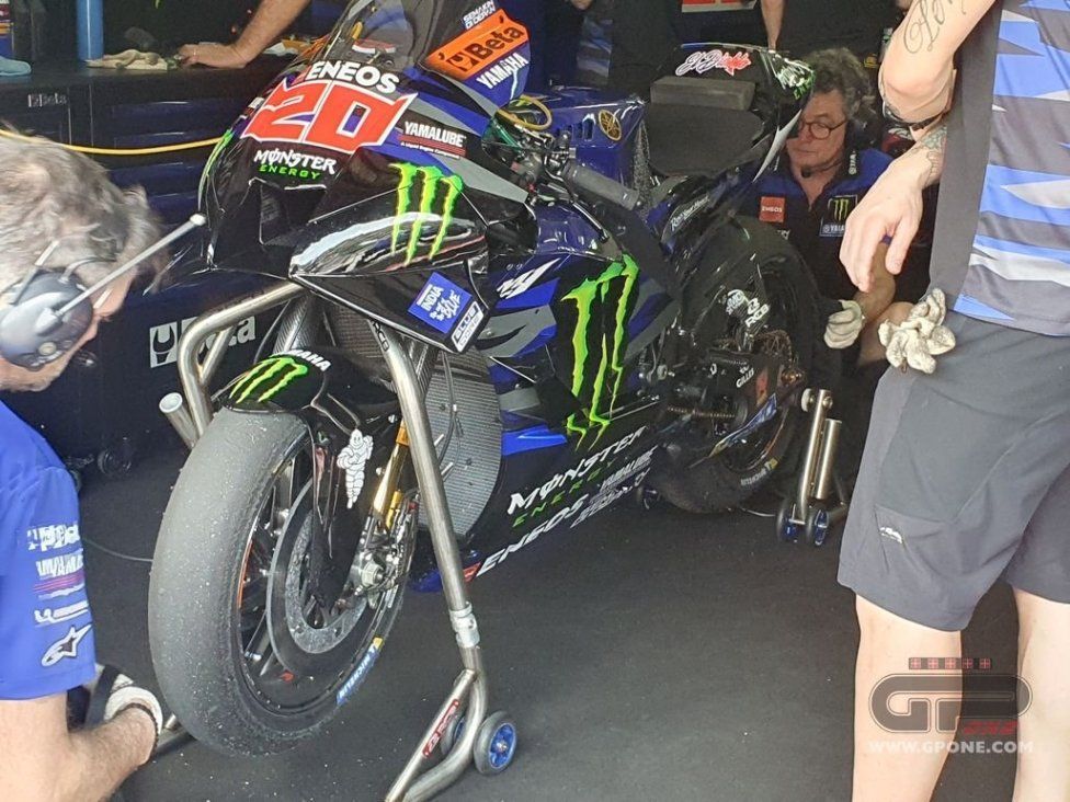 MotoGP: FOTO - La carena è fatta a scale: anche Yamaha ha il suo 'gradino'