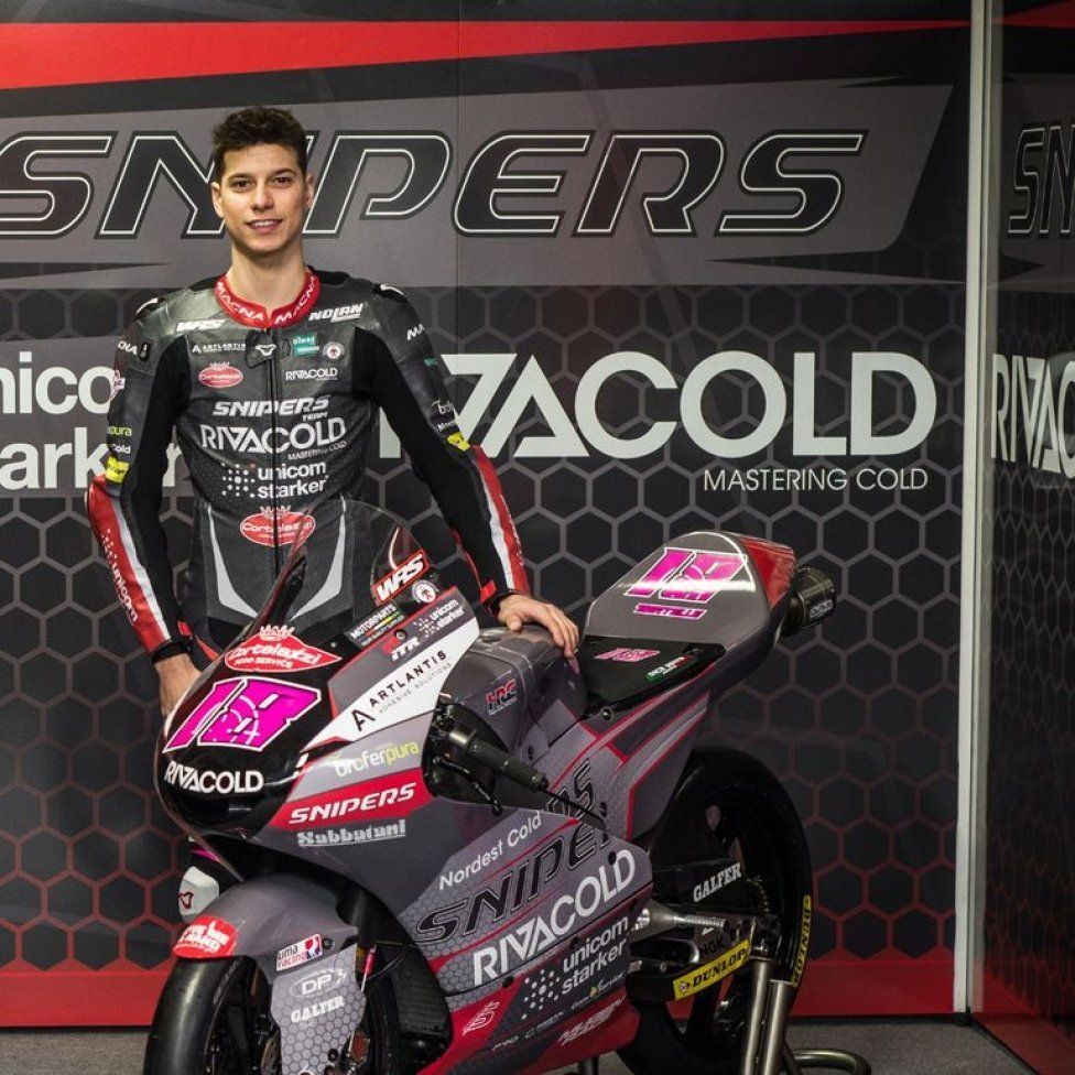Moto3: Dal rosa al rosso: il team Snipers cambia colore e punta su Fenati e Bertelle