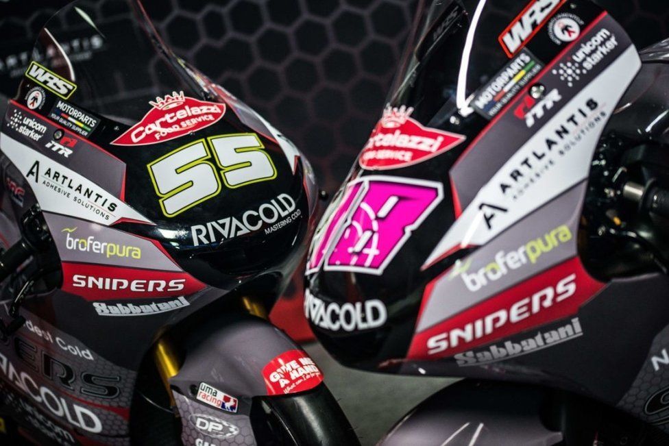 Moto3: Dal rosa al rosso: il team Snipers cambia colore e punta su Fenati e Bertelle