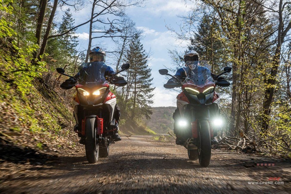 Moto - News: VIDEO - Lo spettacolo dell'ANFAHRT di Wunderlich: adesso c'è anche Ducati