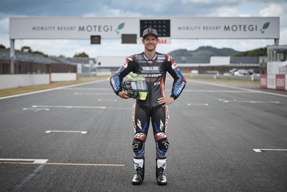MotoGP: FOTO - Cal Crutchlow collaudatore e modello per Yamaha a Motegi